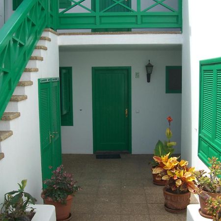 Apartamentos Las Clacas Playa Blanca  Exterior photo